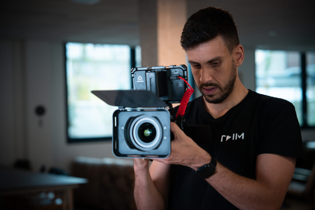 Teasermakers agence vidéo à Versailles et partout en France 