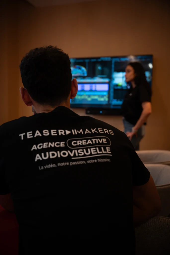 Montage et storytelling d'une vidéo corporate par l'agence Teasermakers pour un client en Île-de-France.